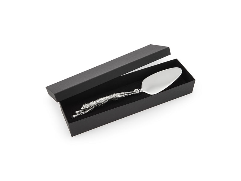 Cheetah Pewter Cake Lifter